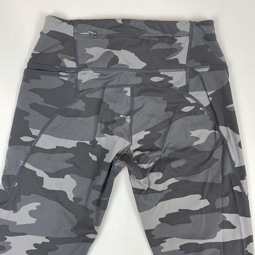 Sweaty Betty Power Camo Print Leggings - Picture 8 of 12
